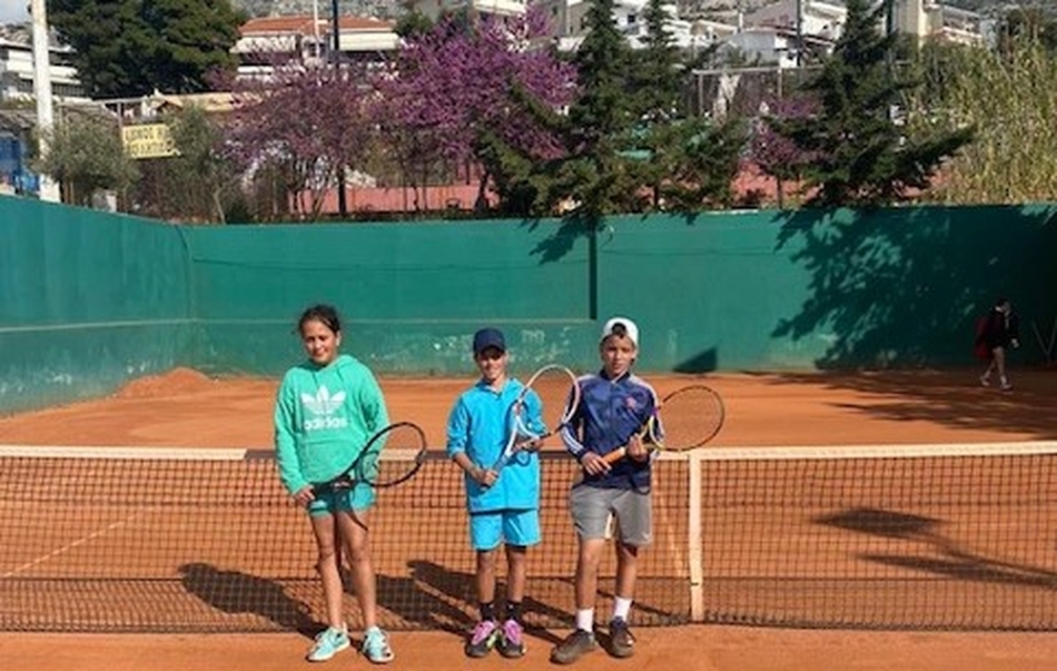 Στο Πανελλήνιο πρωτάθλημα τένις συμμετείχε η αγωνιστική ομάδα του Smash και του Αρκαδικού ομίλου αντισφαίρισης 